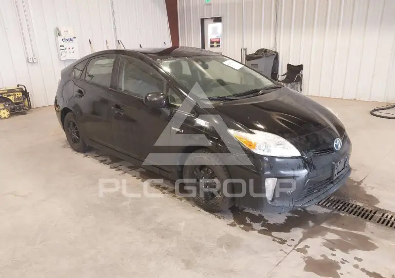 2014 Toyota PRIUS фото