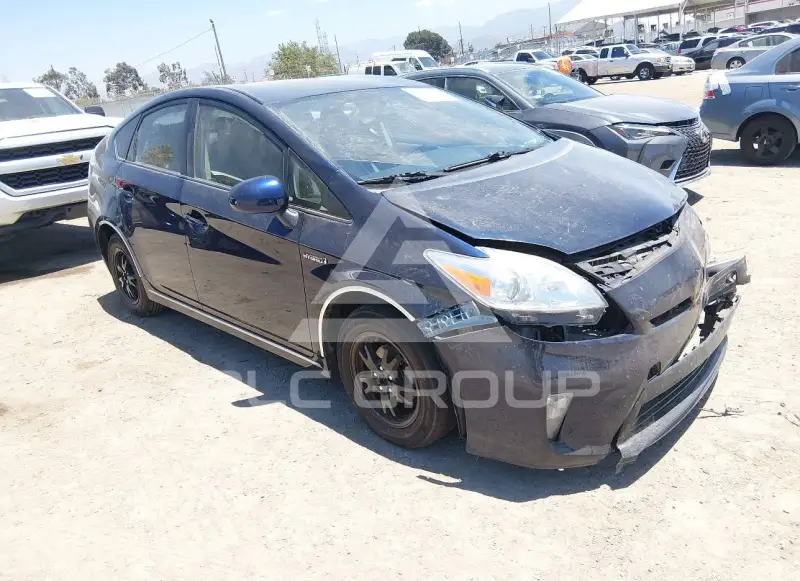 2014 Toyota PRIUS фото