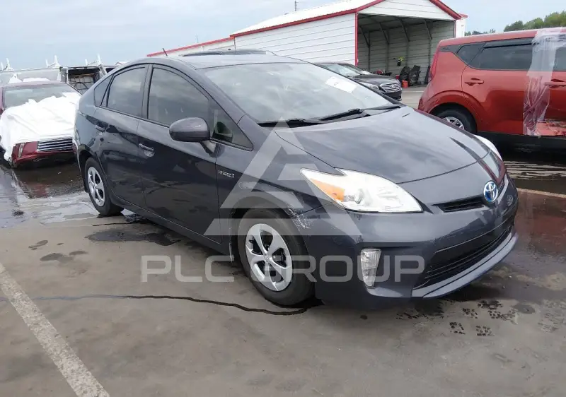 2014 Toyota PRIUS фото