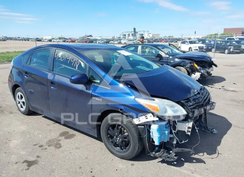 2014 Toyota PRIUS фото