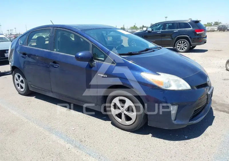 2014 Toyota PRIUS photo