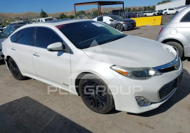2014 Toyota AVALON фото