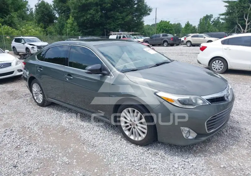 2014 Toyota AVALON photo