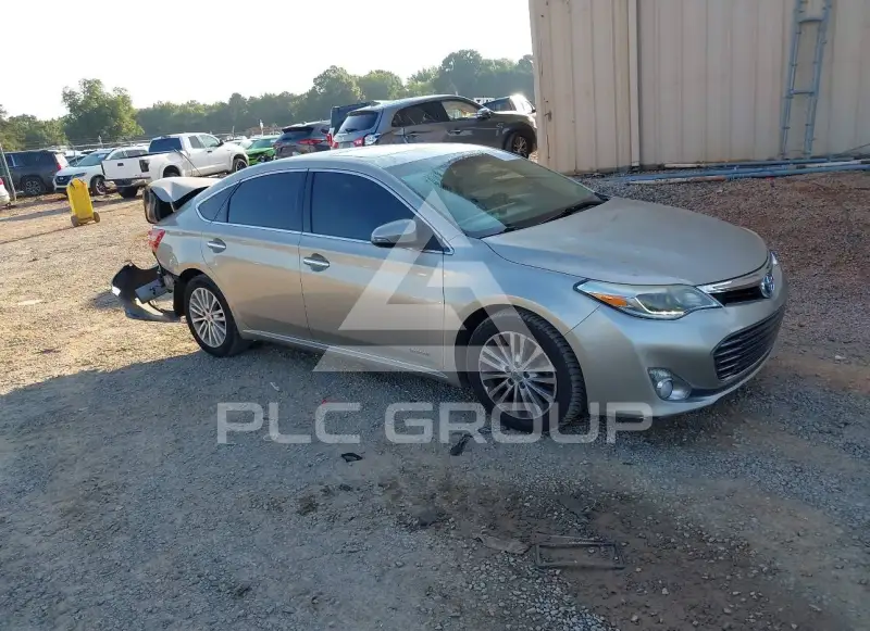 2014 Toyota AVALON photo