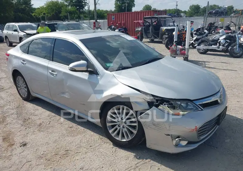 2014 Toyota AVALON фото