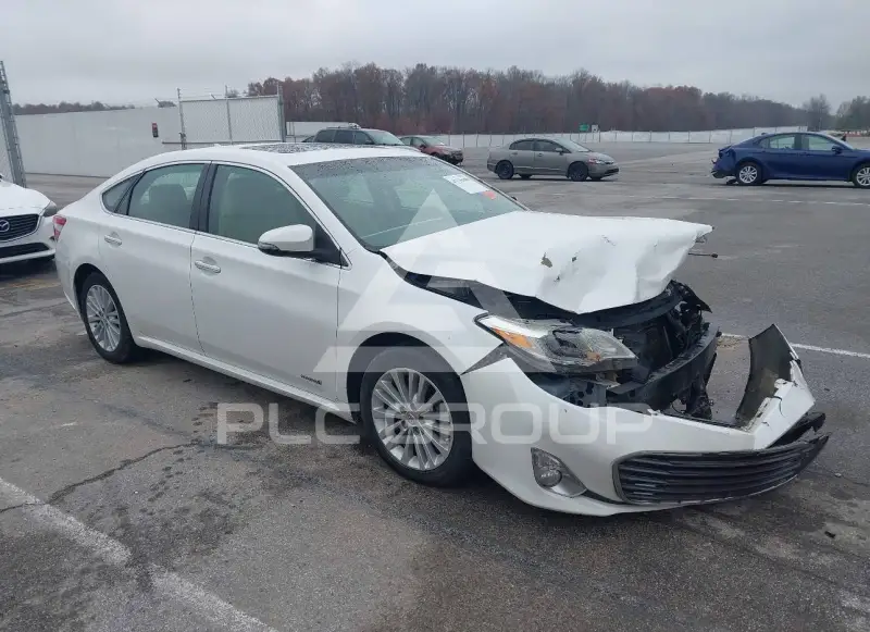2014 Toyota AVALON photo