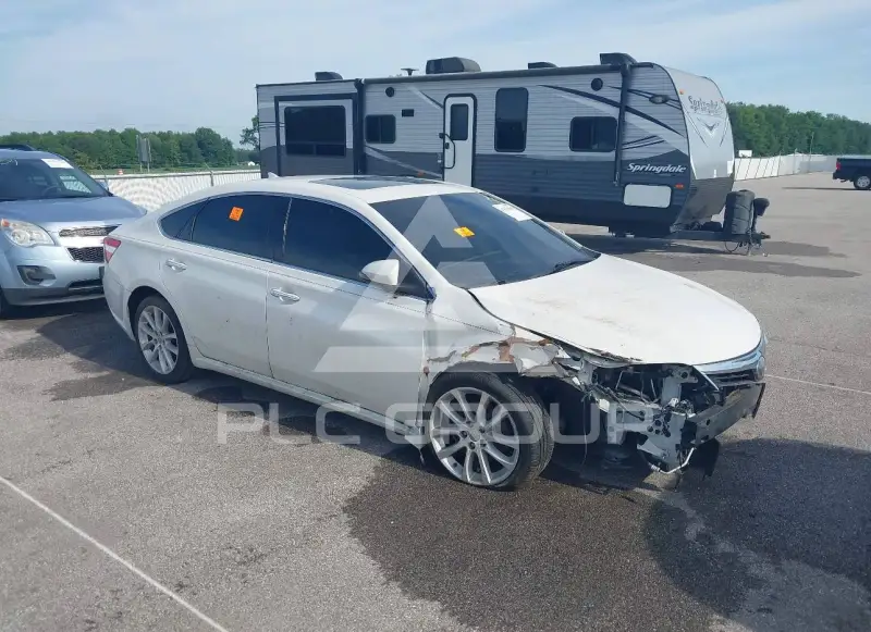 2014 Toyota AVALON photo