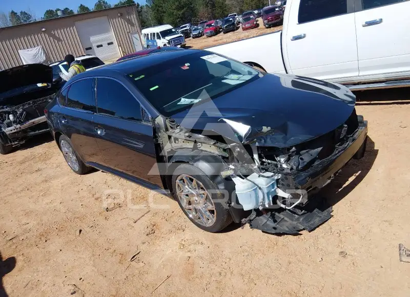 2014 Toyota AVALON photo