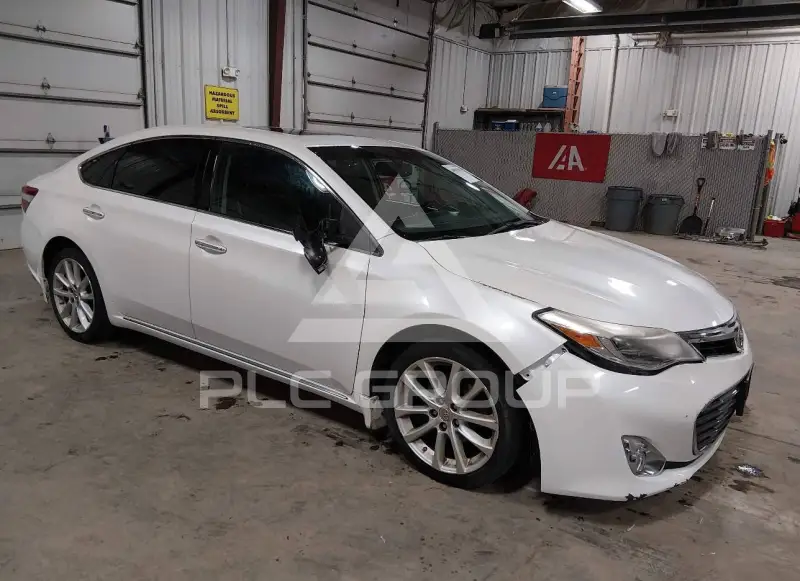 2014 Toyota AVALON фото