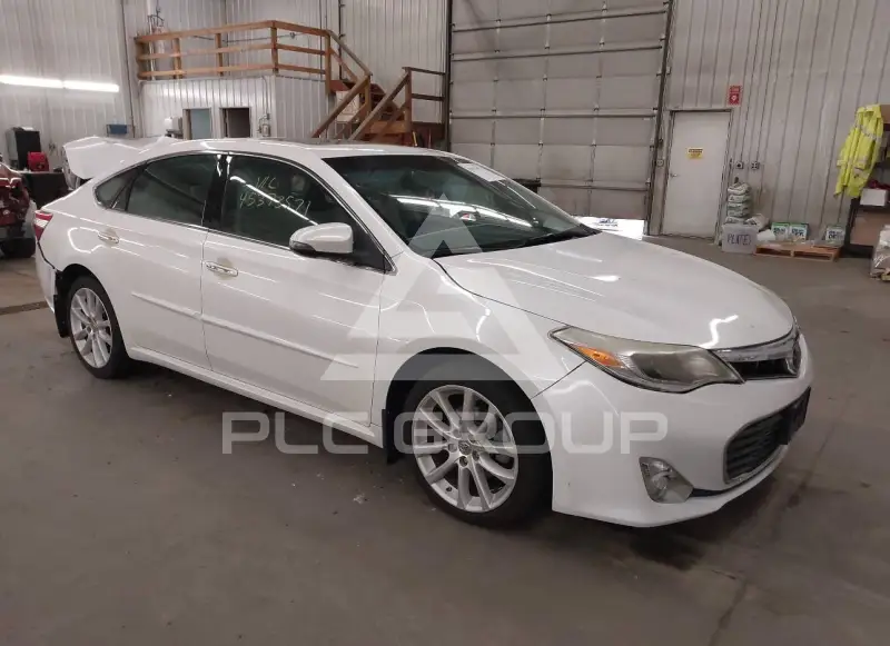 2014 Toyota AVALON фото