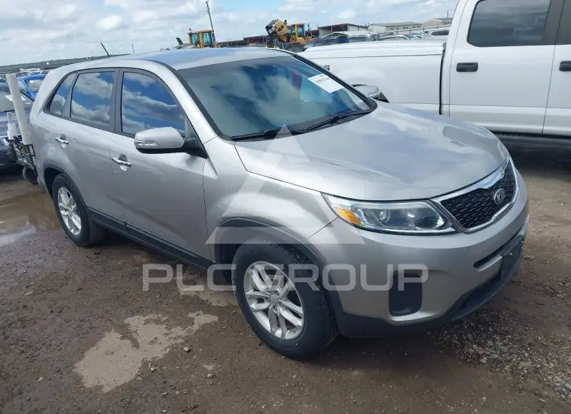 2014 KIA Sorento photo