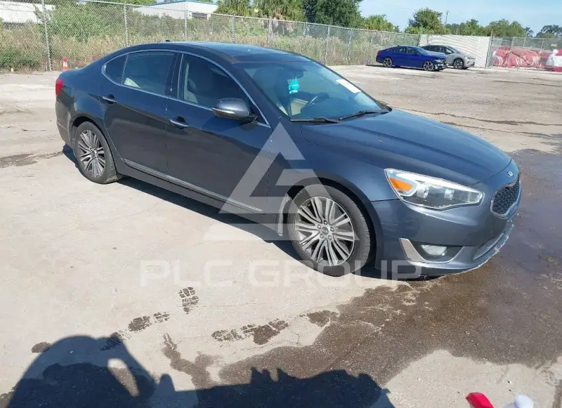 2014 KIA Cadenza photo