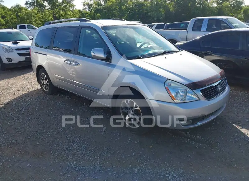 2014 KIA Sedona фото