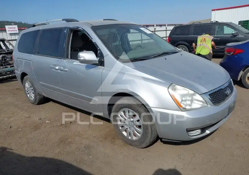 2014 KIA Sedona фото