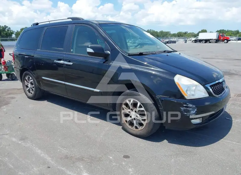 2014 KIA Sedona фото