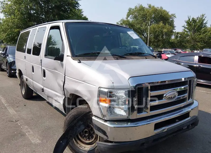 2014 Ford E-350 photo