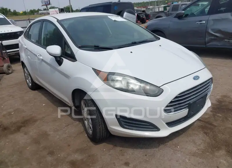 2014 Ford FIESTA фото