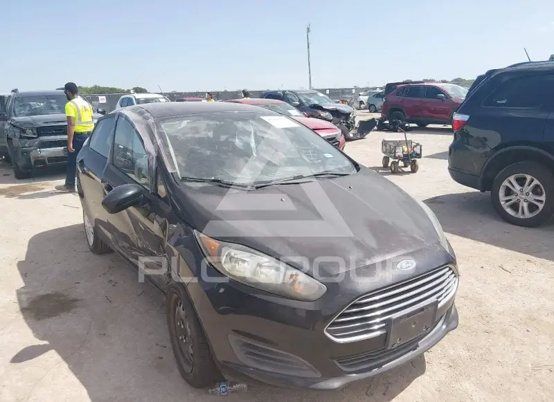 2014 Ford FIESTA photo