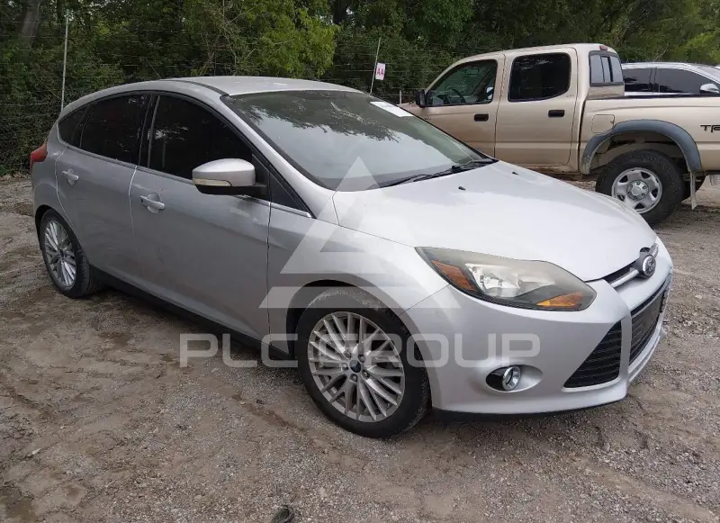 2014 Ford FOCUS фото