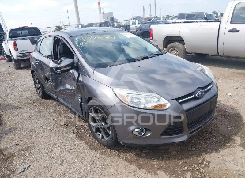 2014 Ford FOCUS фото