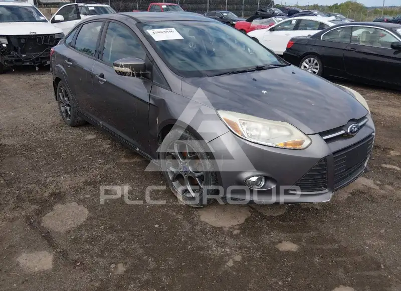 2014 Ford FOCUS фото