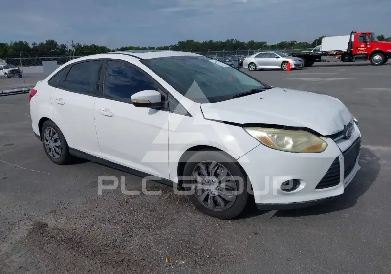 2014 Ford FOCUS photo