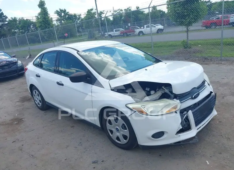 2014 Ford FOCUS photo