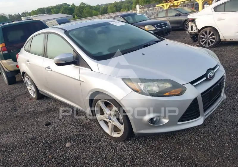 2014 Ford FOCUS photo