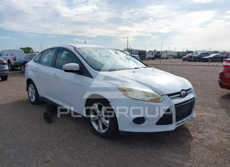 2014 Ford FOCUS photo