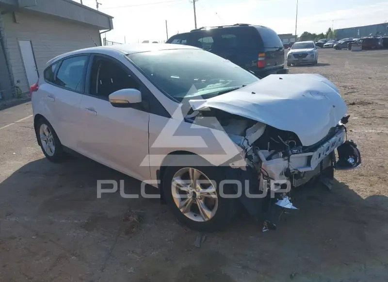 2014 Ford FOCUS photo