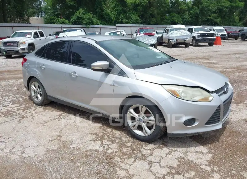 2014 Ford FOCUS photo