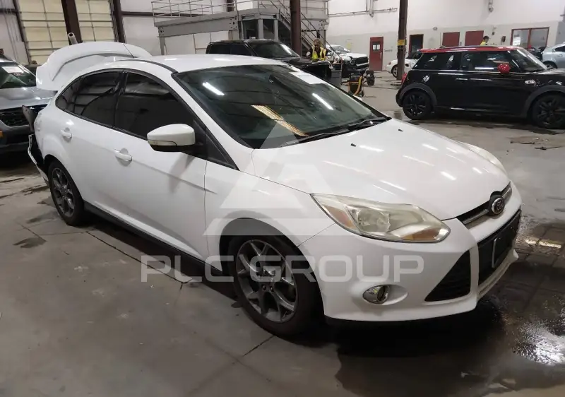 2014 Ford FOCUS фото