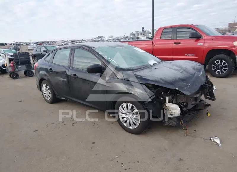 2014 Ford FOCUS photo