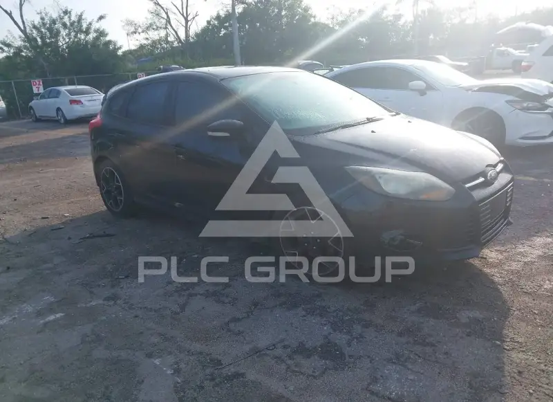 2014 Ford FOCUS фото