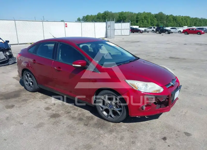 2014 Ford FOCUS photo