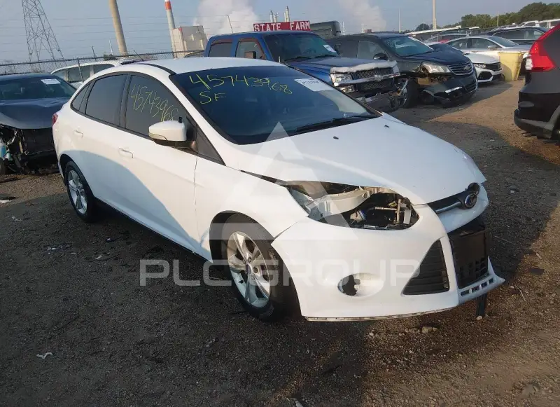 2014 Ford FOCUS photo