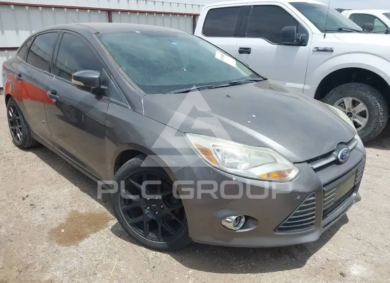 2014 Ford FOCUS фото