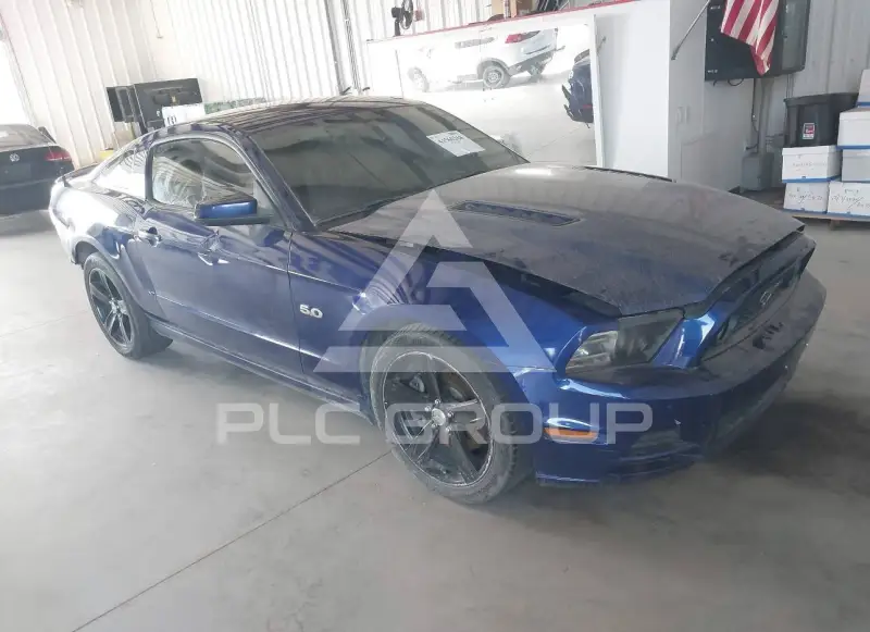 2014 Ford MUSTANG photo