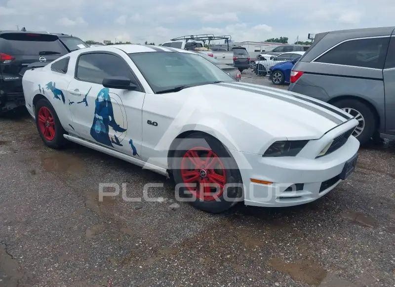 2014 Ford MUSTANG фото