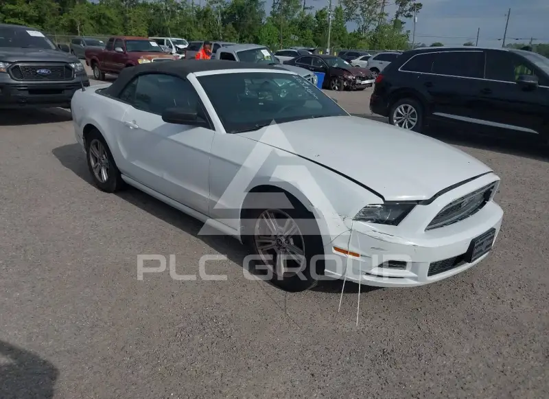 2014 Ford MUSTANG фото