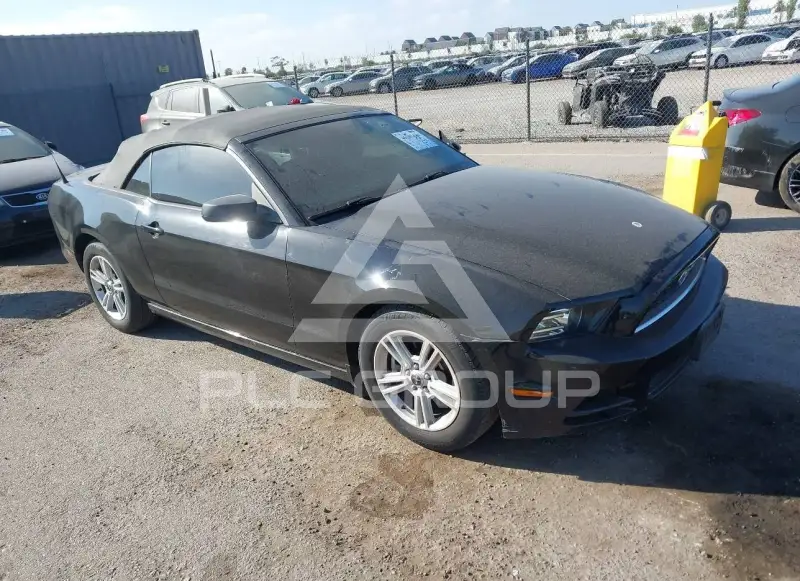 2014 Ford MUSTANG фото