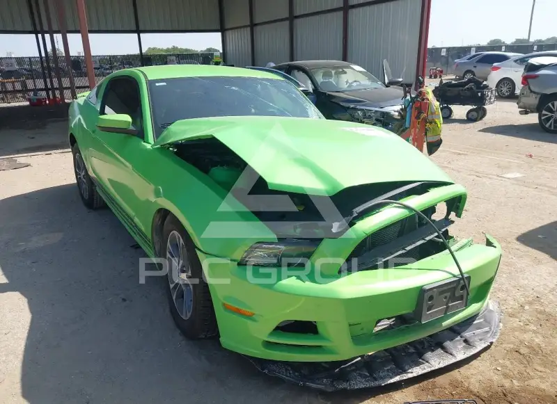 2014 Ford MUSTANG фото