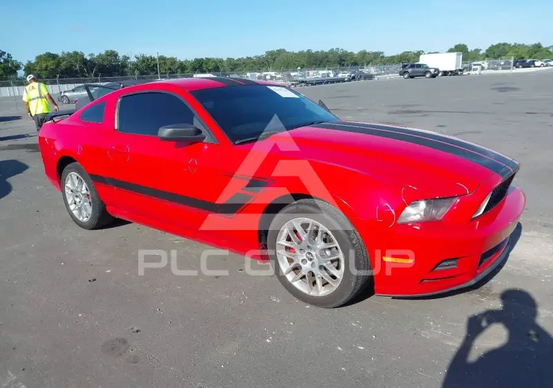 2014 Ford MUSTANG фото