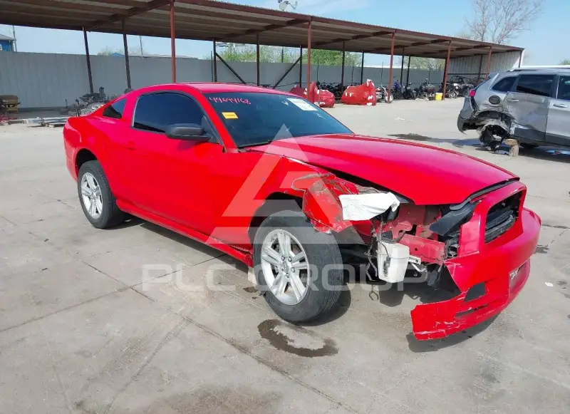 2014 Ford MUSTANG photo