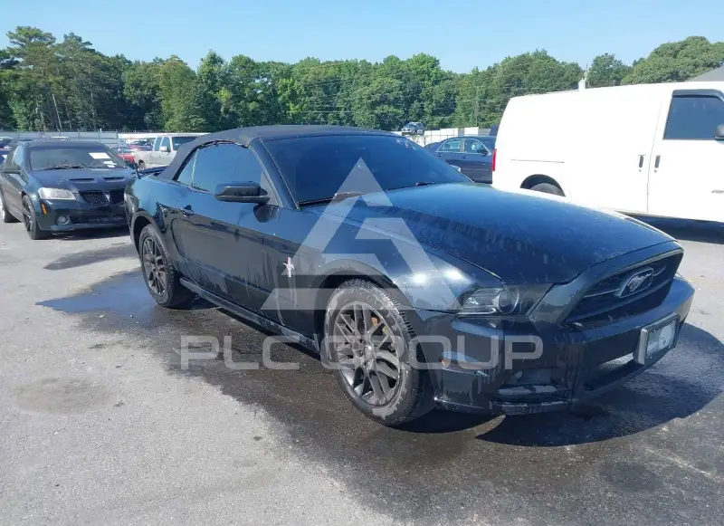2014 Ford MUSTANG фото