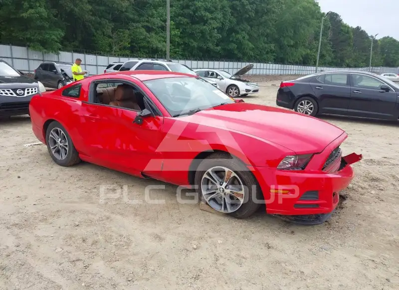 2014 Ford MUSTANG фото