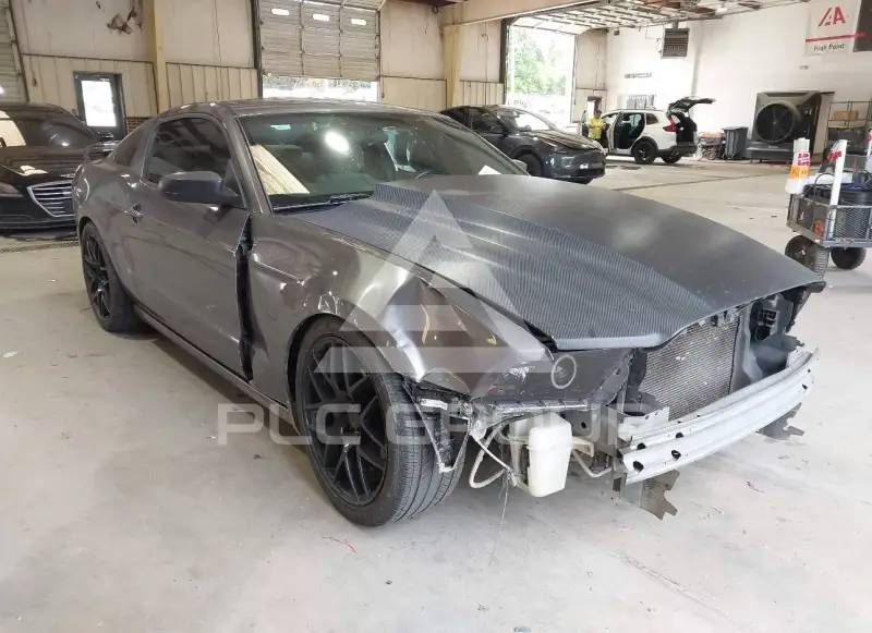 2014 Ford MUSTANG фото