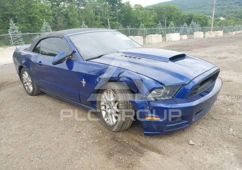 2014 Ford MUSTANG photo