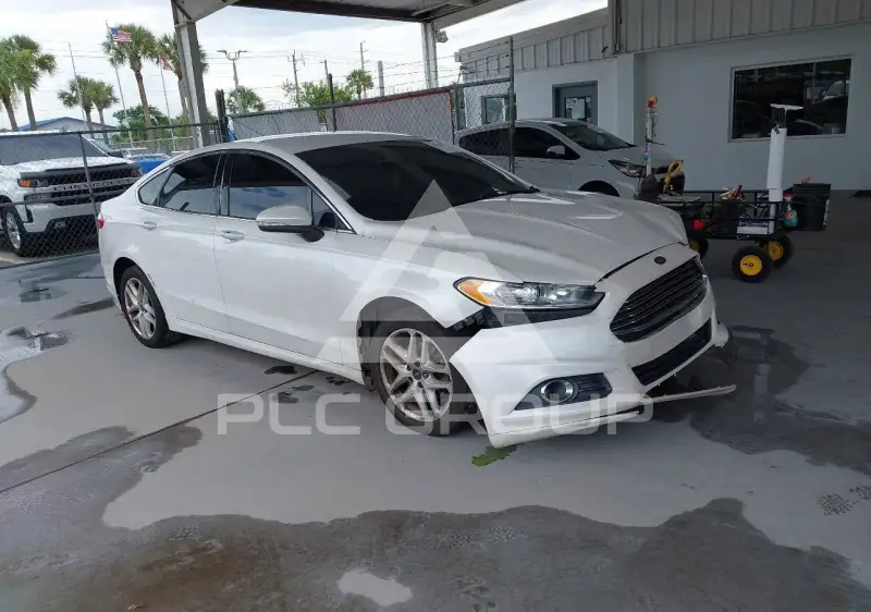 2014 Ford FUSION photo