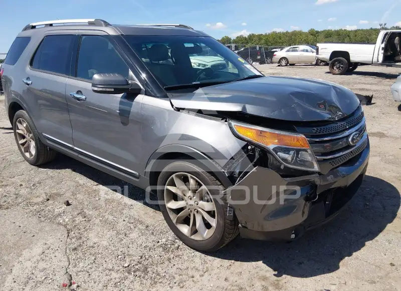 2014 Ford EXPLORER photo